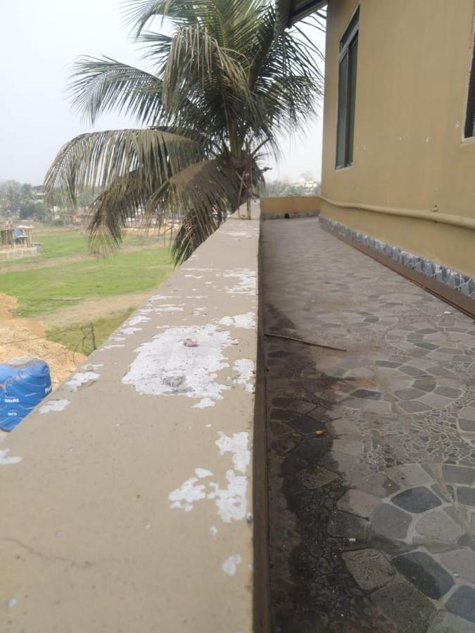 Woodland Lodge And Restaurant Guwahati Exterior foto